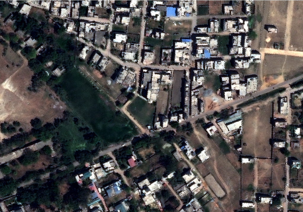 50cm vs 30 cm satellite imagery