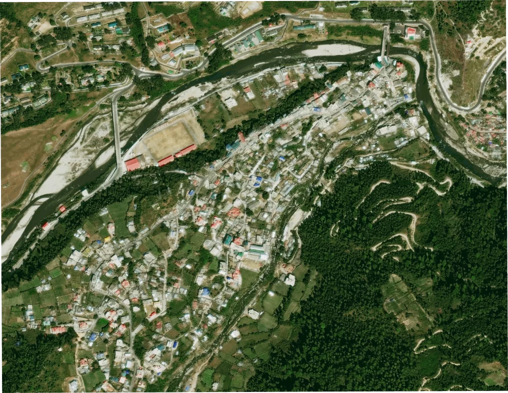 Satpalda, what is 30cm sample imagery
